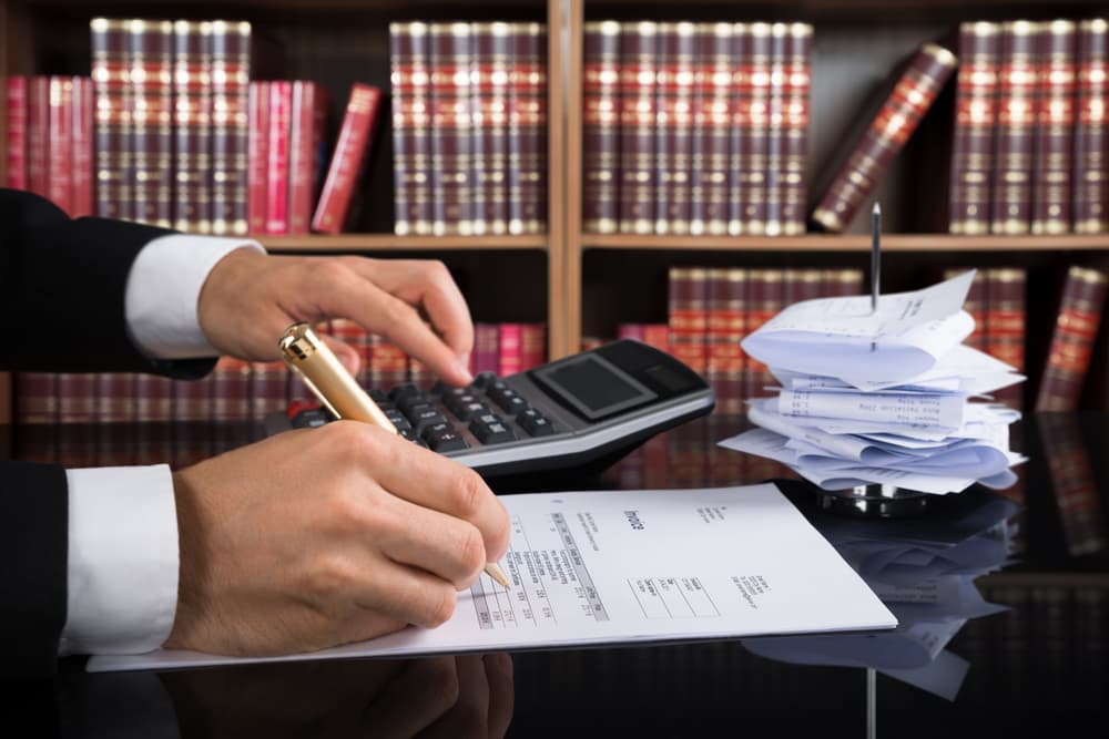 How Much Does It Cost to Hire a Personal Injury Lawyer